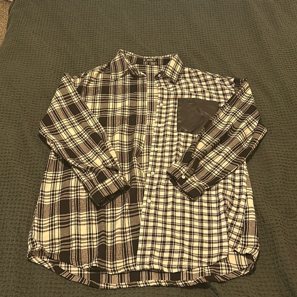 SHEIN Split Pattern Flannel